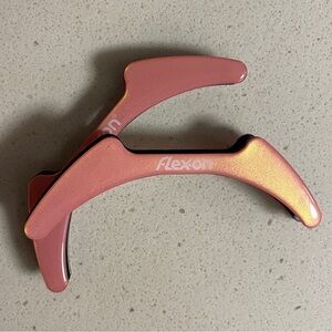 Flex-on magnetic inserts for stirrups